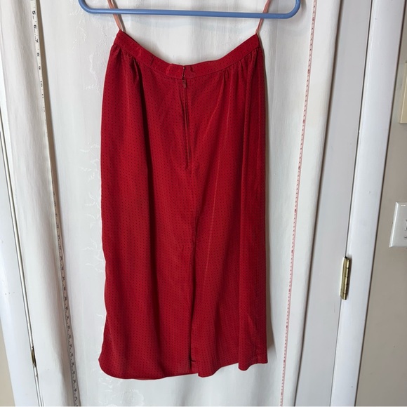 Vintage Red Bonwit Teller Silk Set - Picture 10 of 16